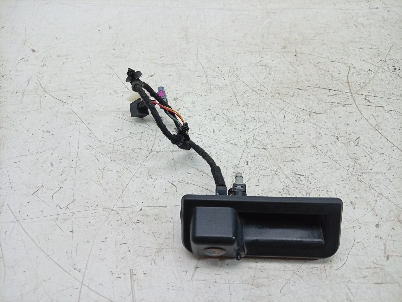 Recambio de maneta exterior porton para skoda scala (nw1) 1.6 tdi referencia OEM IAM  657827566 