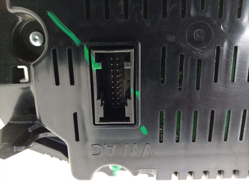 Recambio de cuadro instrumentos para volkswagen polo vi (aw1, bz1, ae1, bz3) 1.0 tsi referencia OEM IAM  2GP920310B 