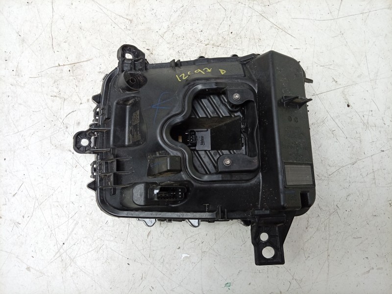 Recambio de piloto delantero izquierdo para renault 5 e-tech 150 referencia OEM IAM  266050287R 
