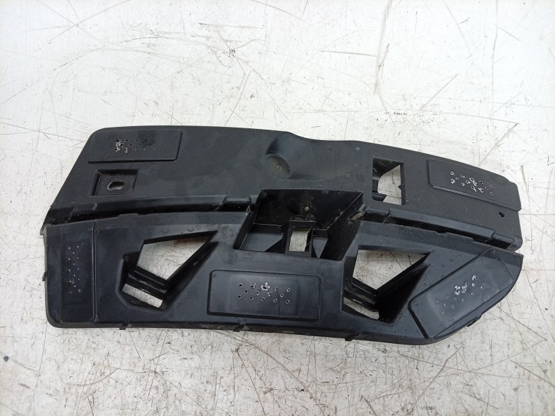Recambio de soporte paragolpes delantero derecho para renault 5 e-tech 150 referencia OEM IAM  269257147R 