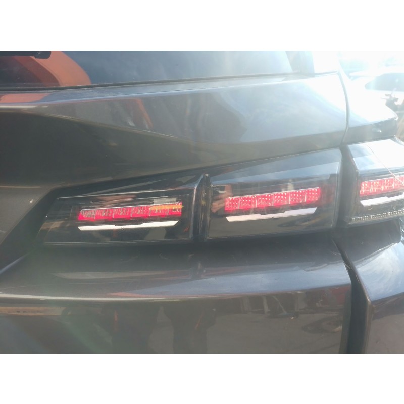 Recambio de piloto trasero derecho interior para peugeot 308 sw iii (fc_, fj_, fr_, f4_, fn_) bluehdi 130 (fcyhzl, fcyhzt) refer
