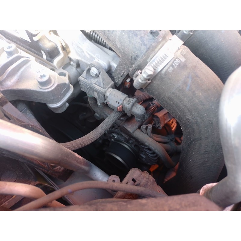 Recambio de alternador para peugeot 308 sw iii (fc_, fj_, fr_, f4_, fn_) bluehdi 130 (fcyhzl, fcyhzt) referencia OEM IAM   