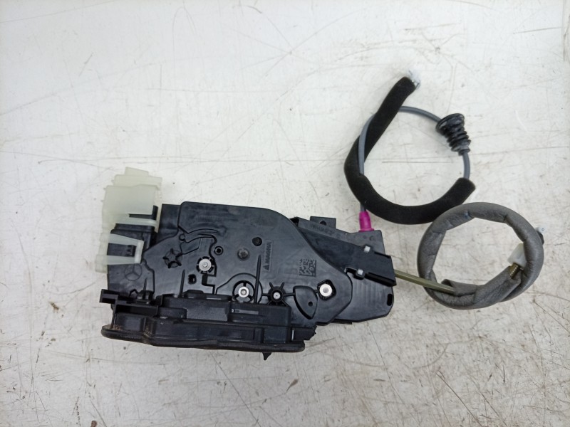 Recambio de cerradura puerta trasera derecha para mercedes-benz eqb (x243) eqb 250+ (243.602) referencia OEM IAM  A0997303301 