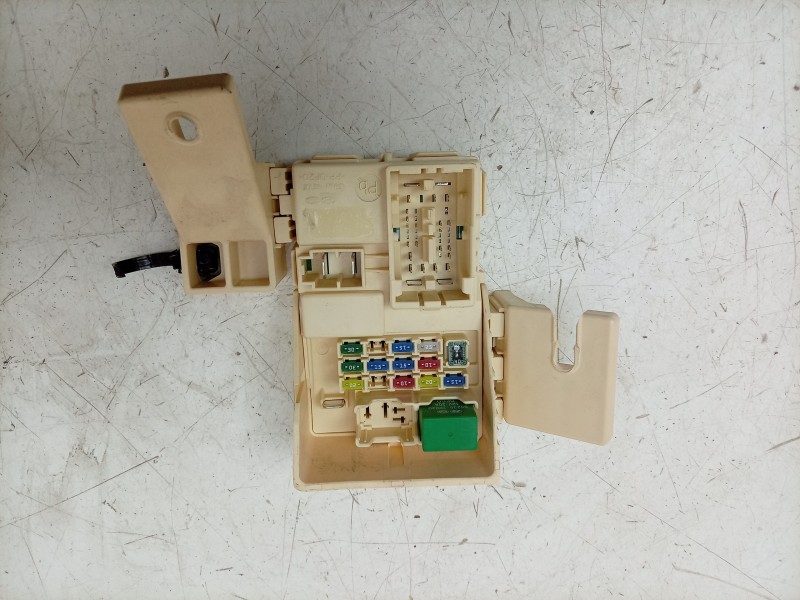 Recambio de caja reles / fusibles para kia stinger (ck) 2.0 tgdi cat referencia OEM IAM  91957J5010 