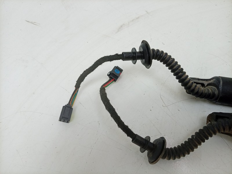 Recambio de amortiguadores maletero / porton para kia stinger (ck) 2.0 tgdi cat referencia OEM IAM  81770J5100 