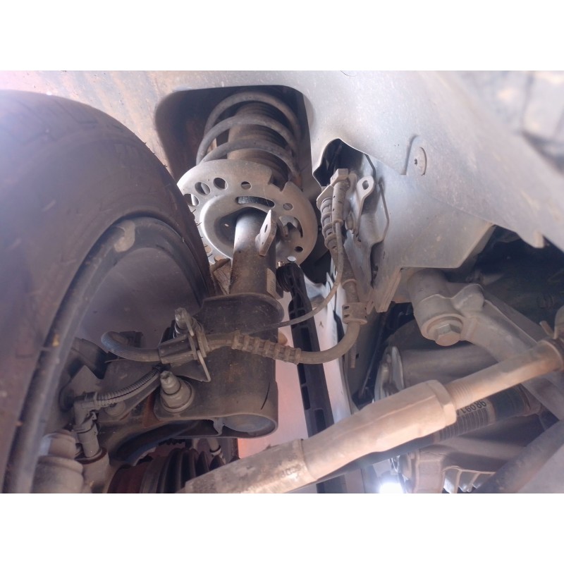 Recambio de amortiguador delantero izquierdo para peugeot 308 sw iii (fc_, fj_, fr_, f4_, fn_) bluehdi 130 (fcyhzl, fcyhzt) refe