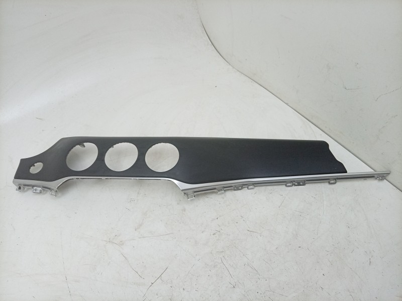Recambio de moldura para kia stinger (ck) 2.0 tgdi cat referencia OEM IAM  84765J5100 