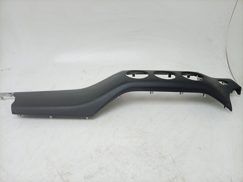 Recambio de moldura para kia stinger (ck) 2.0 tgdi cat referencia OEM IAM  84765J5100 