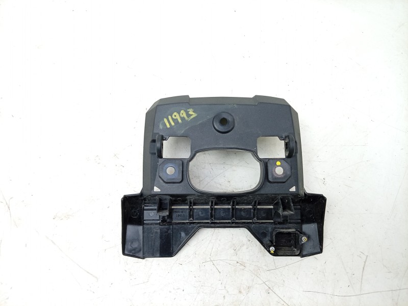 Recambio de bisagra capot para honda adv 350 referencia OEM IAM  64800K2LD01 