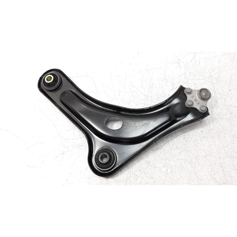Recambio de brazo suspension inferior delantero derecho para citroen c3 1.2 12v e-thp referencia OEM IAM 9670771480  