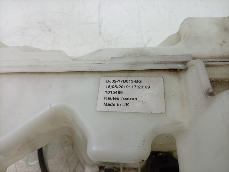 Recambio de deposito limpia para land rover discovery sport (l550) 2.0 d 4x4 referencia OEM IAM  BJ3217B613BG KZSLR001