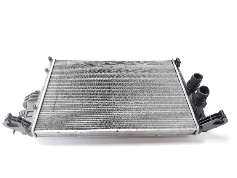 Recambio de radiador agua para iveco daily furgón 2.3 diesel referencia OEM IAM 5801264635  58430