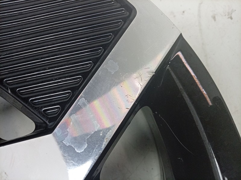 Recambio de llanta para renault 5 e-tech 150 referencia OEM IAM  403007326R 