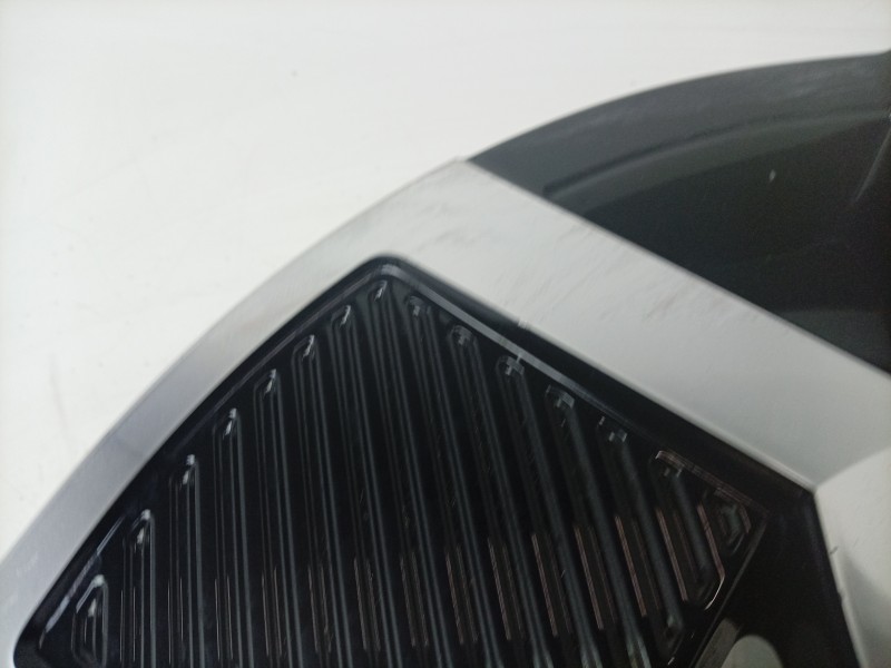 Recambio de llanta para renault 5 e-tech 150 referencia OEM IAM  403007326R 