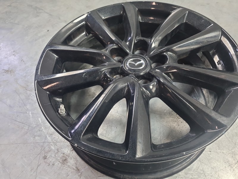 Recambio de llanta para mazda 3 hatchback (bp) 2.0 skyactiv-g m hybrid referencia OEM IAM  9965667080 