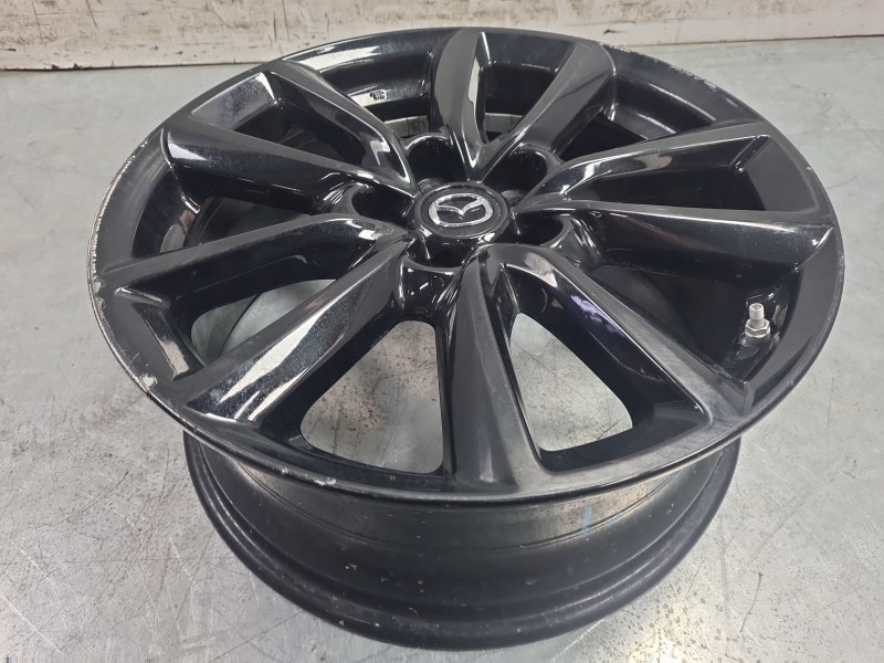 Recambio de llanta para mazda 3 hatchback (bp) 2.0 skyactiv-g m hybrid referencia OEM IAM  9965667080 