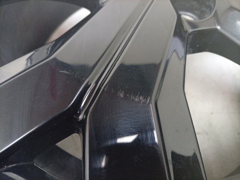 Recambio de llanta para dacia sandero iii 1.0 tce 90 referencia OEM IAM  403009410R 