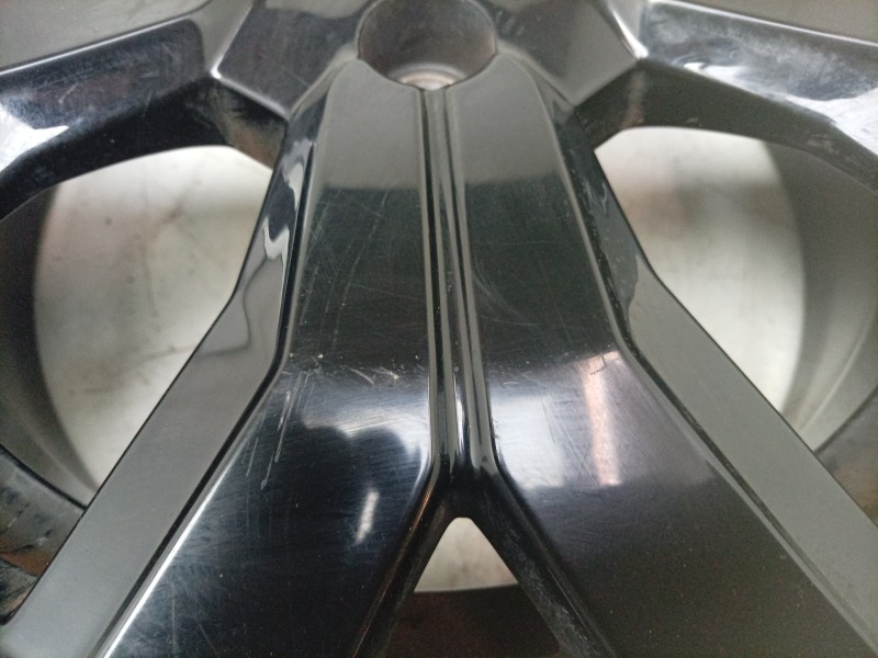 Recambio de llanta para dacia sandero iii 1.0 tce 90 referencia OEM IAM  403009410R 