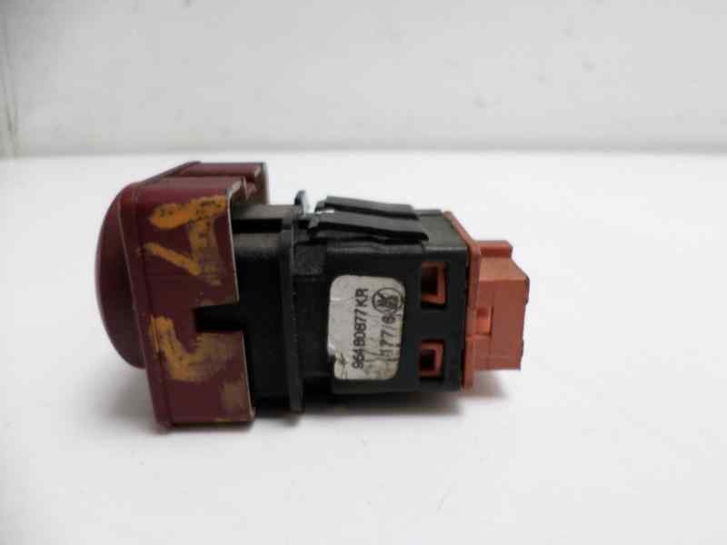 Recambio de warning para citroen c4 berlina collection referencia OEM IAM 96480877KR  