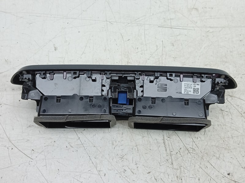 Recambio de aireador central para seat ibiza v (kj1, kjg) 1.0 tsi referencia OEM IAM  6F0820951 