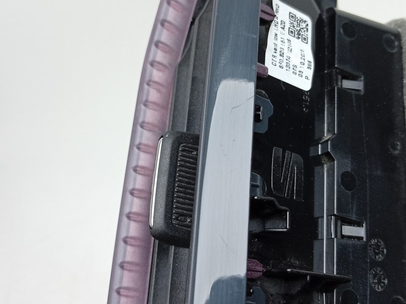 Recambio de aireador central para seat ibiza v (kj1, kjg) 1.0 tsi referencia OEM IAM  6F0820951 
