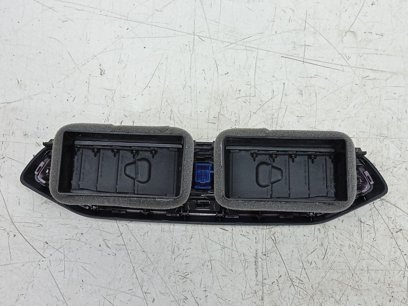 Recambio de aireador central para seat ibiza v (kj1, kjg) 1.0 tsi referencia OEM IAM  6F0820951 