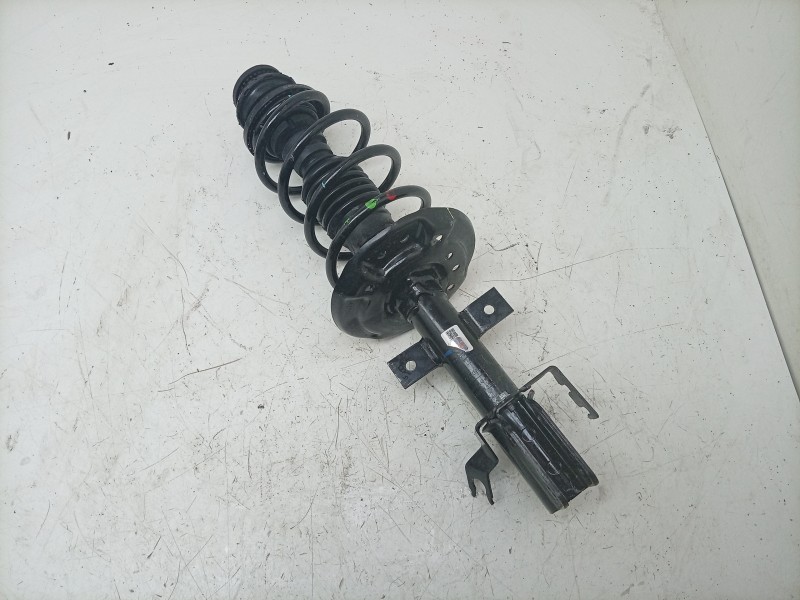 Recambio de amortiguador delantero derecho para dacia sandero iii 1.0 tce 90 eco-g referencia OEM IAM  543026804R 