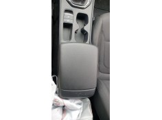 Recambio de apoyabrazos central para hyundai tucson (nx) klass 2wd referencia OEM IAM 84660N7200NNB   2