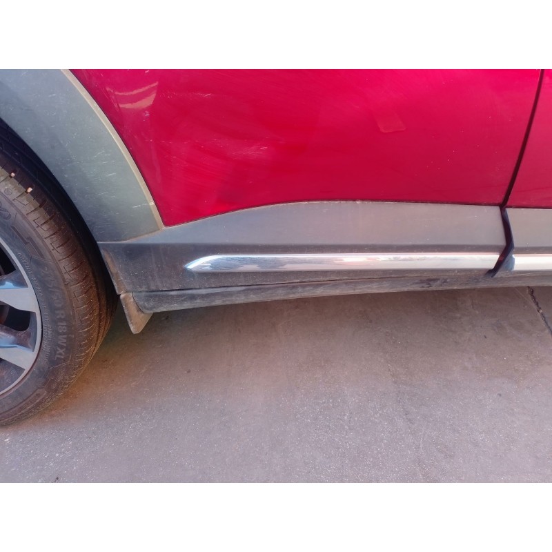 Recambio de moldura puerta trasera derecha para mazda cx-3 (dk) 2.0 skyactiv-g referencia OEM IAM   