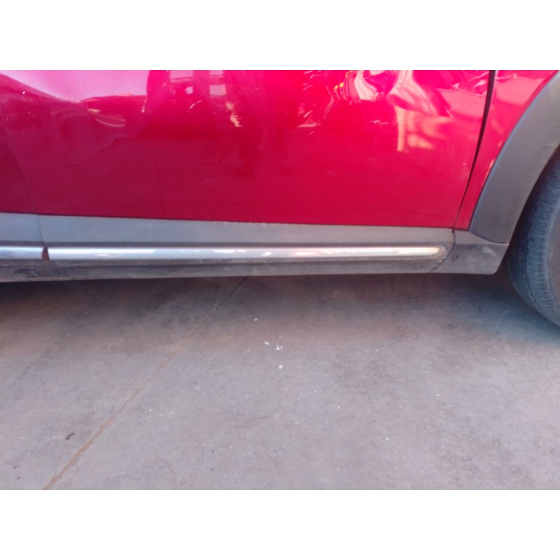 Recambio de moldura puerta delantera derecha para mazda cx-3 (dk) 2.0 skyactiv-g referencia OEM IAM   