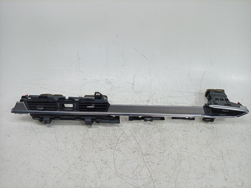 Recambio de aireador central para mazda 6 station wagon (gj, gl) 2.0 (gjefw) referencia OEM IAM  GRF555211 