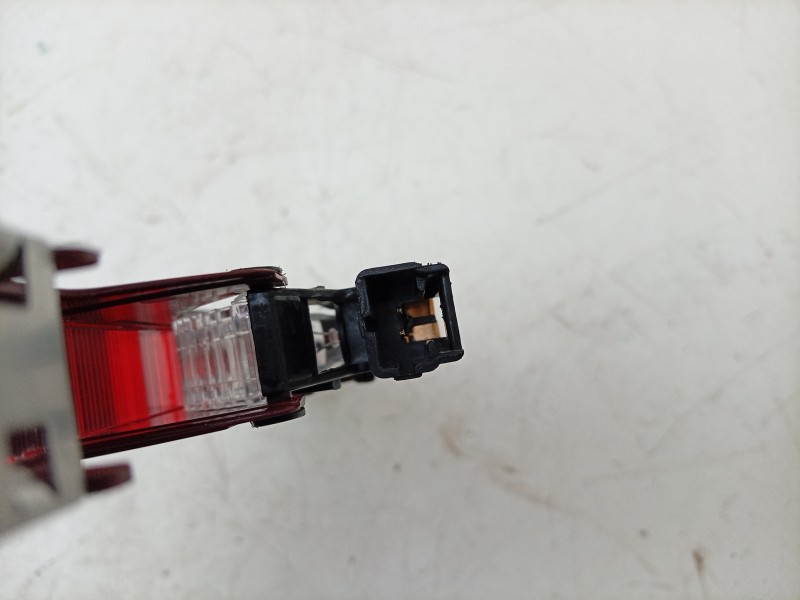 Recambio de luz central de freno para dacia sandero iii 1.0 tce 90 eco-g referencia OEM IAM  265906237R 