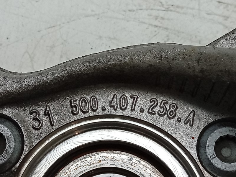 Recambio de mangueta delantera derecha para audi q3 sportback (f3n) 35 tdi referencia OEM IAM  5Q0407258A 