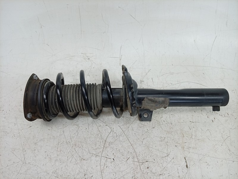 Recambio de amortiguador delantero derecho para audi q3 sportback (f3n) 35 tdi referencia OEM IAM  5QF413031CJ 