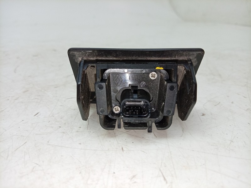 Recambio de camara vision trasera para dacia sandero iii 1.0 tce 90 eco-g referencia OEM IAM  284429250R 