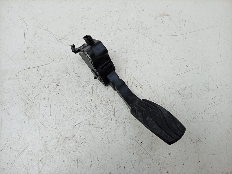 Recambio de potenciometro pedal para dacia sandero iii 1.0 tce 90 eco-g referencia OEM IAM  180100912R 