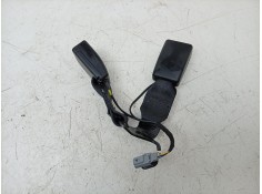 Recambio de enganche cinturon trasero central para dacia sandero iii 1.0 tce 90 eco-g referencia OEM IAM  878164707R  2