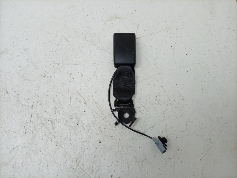 Recambio de enganche cinturon trasero derecho para dacia sandero iii 1.0 tce 90 eco-g referencia OEM IAM 460114755R  