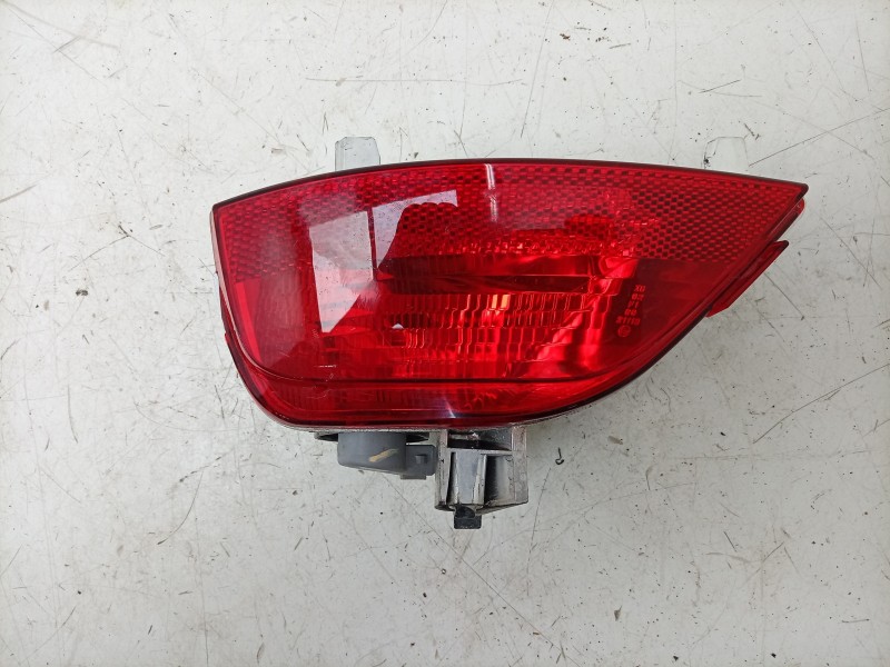 Recambio de faro antiniebla trasero izquierdo para dacia sandero iii 1.0 tce 90 eco-g referencia OEM IAM  265854470R 