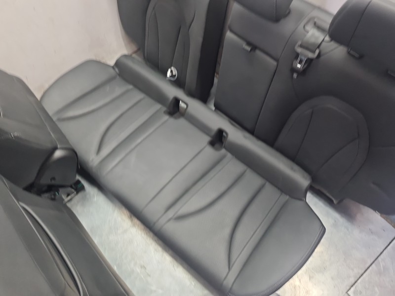 Recambio de juego asientos completo para ebro s400 hybrid referencia OEM IAM  4020057B9AAABK 