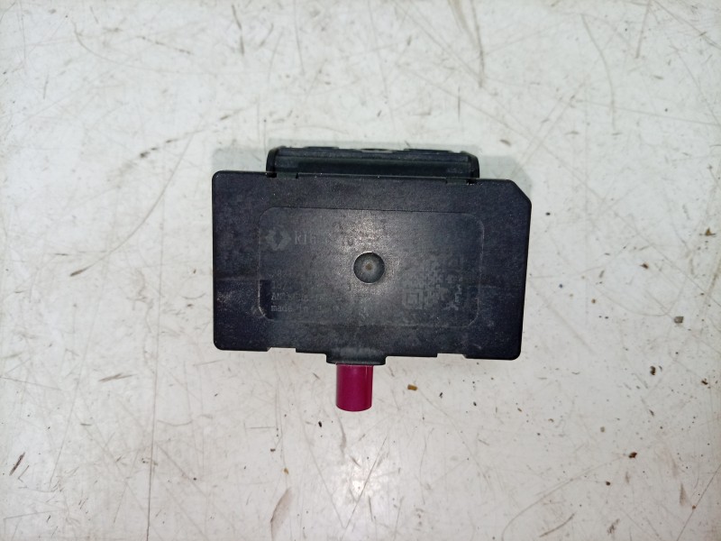 Recambio de modulo electronico para dacia sandero iii 1.0 tce 90 eco-g referencia OEM IAM  281224407R 