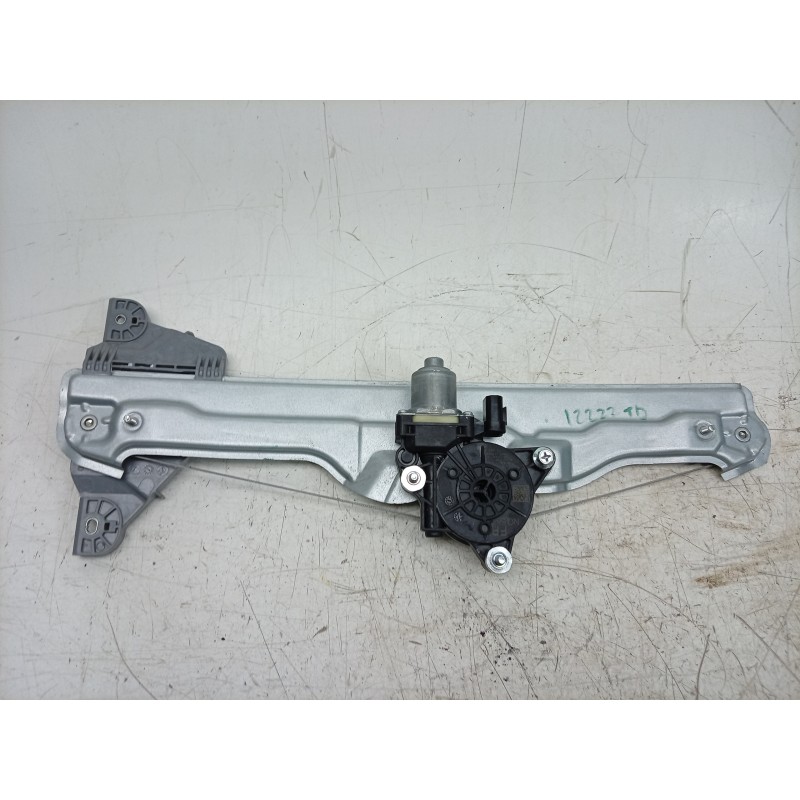 Recambio de elevalunas trasero derecho para kia sportage v (nq5) 1.6 t-gdi referencia OEM IAM 82460R2000 83404R2000 