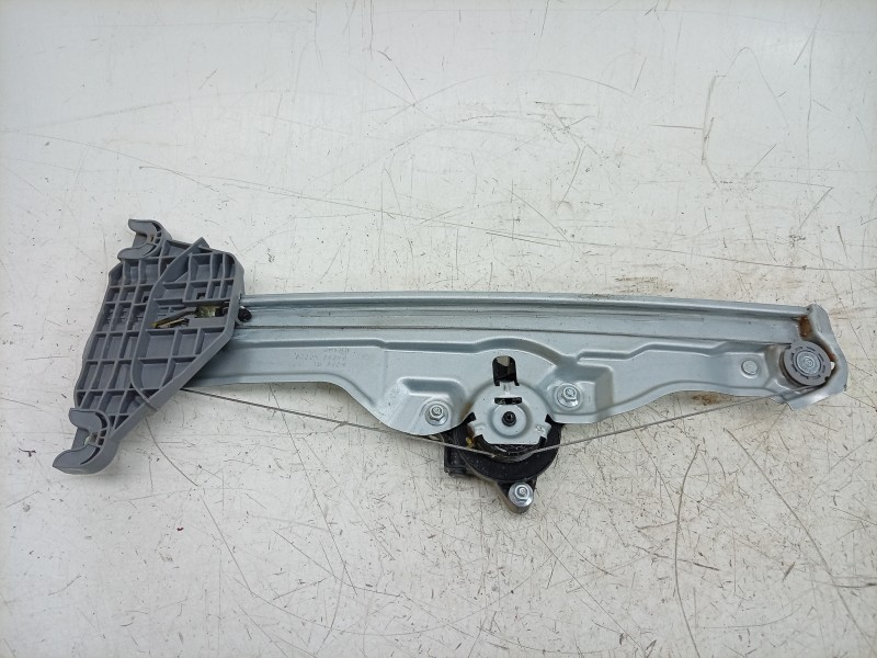 Recambio de elevalunas trasero izquierdo para kia sportage v (nq5) 1.6 t-gdi referencia OEM IAM 82450R2000 83471P1000 