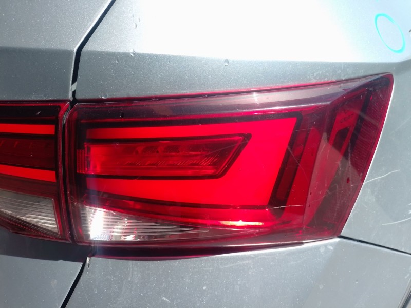 Recambio de piloto trasero derecho para seat ateca (kh7, khp) 1.6 tdi referencia OEM IAM   