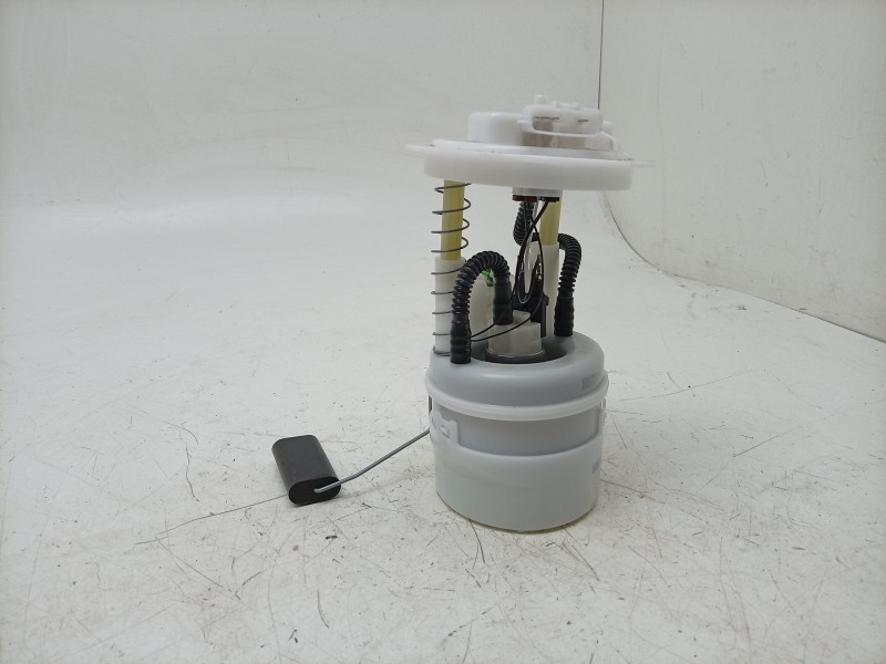 Recambio de bomba combustible para dacia sandero iii 1.0 tce 90 eco-g referencia OEM IAM 172028107R 172020253R 