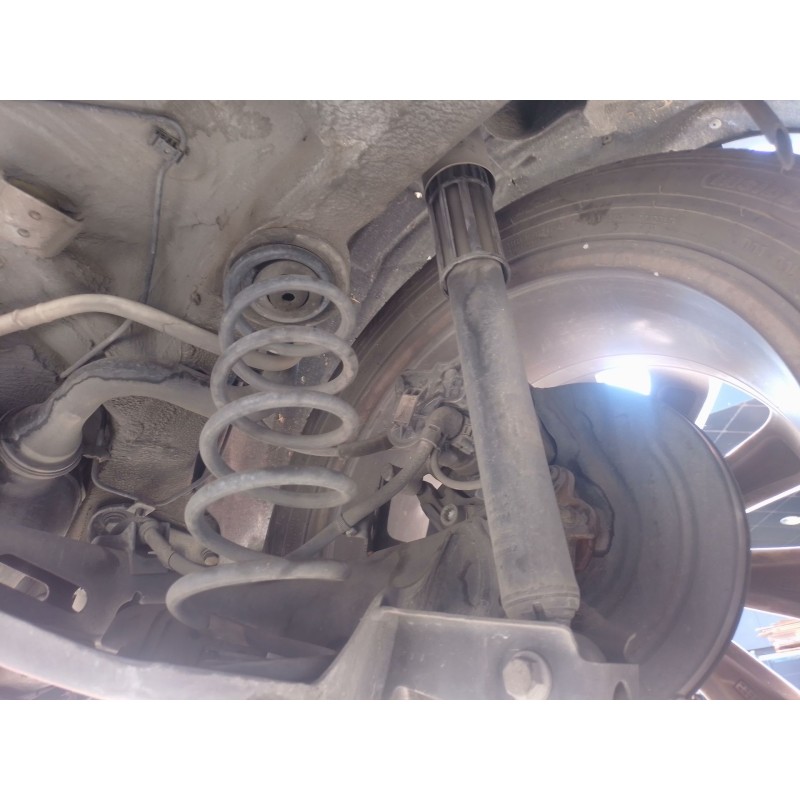 Recambio de amortiguador trasero derecho para seat ateca (kh7, khp) 1.6 tdi referencia OEM IAM   