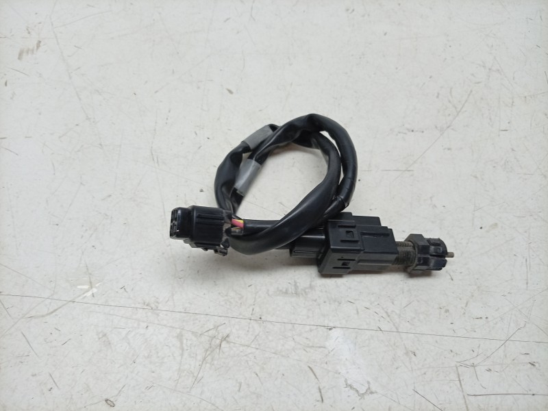 Recambio de interruptor para suzuki gsx-s 1000 referencia OEM IAM  3774031D10000 