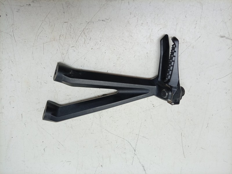 Recambio de estribera izquierda para honda cb1000 r cb 1000r referencia OEM IAM  50730MKJE60 