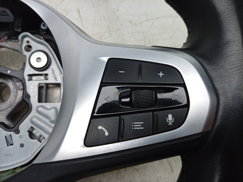 Recambio de volante para bmw 1 (f40) 118 d referencia OEM IAM  32308746675 