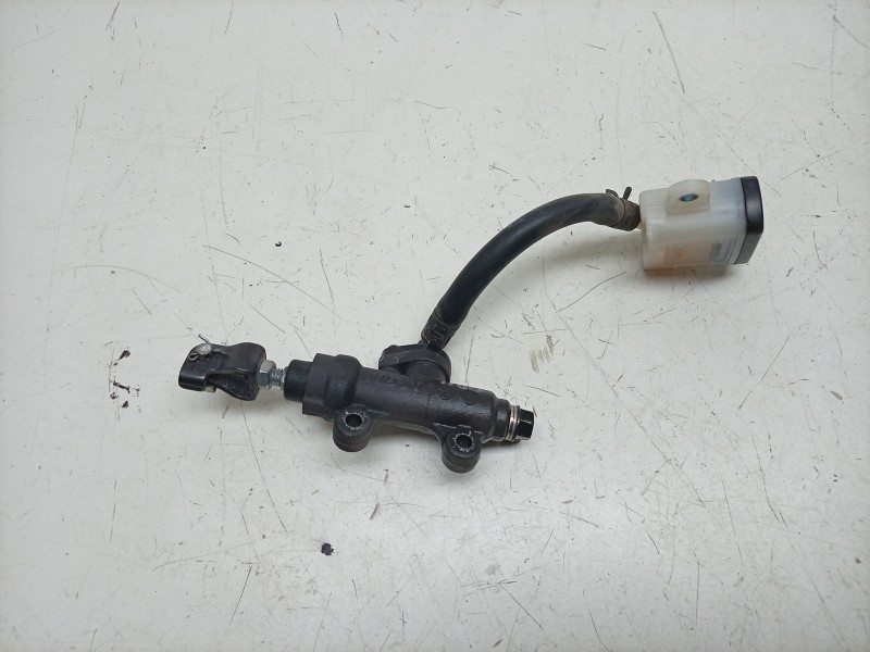 Recambio de bomba freno trasera para honda cb1000 r cb 1000r referencia OEM IAM  43510MKJD01 